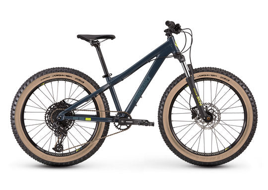 Top Holiday Pick: Diamondback Sync'r 24" Bike for 8-12 Years