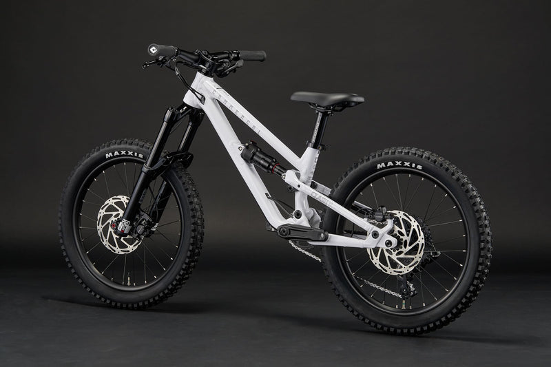 Commencal Kids Clash 20 Mountain Bike 2026