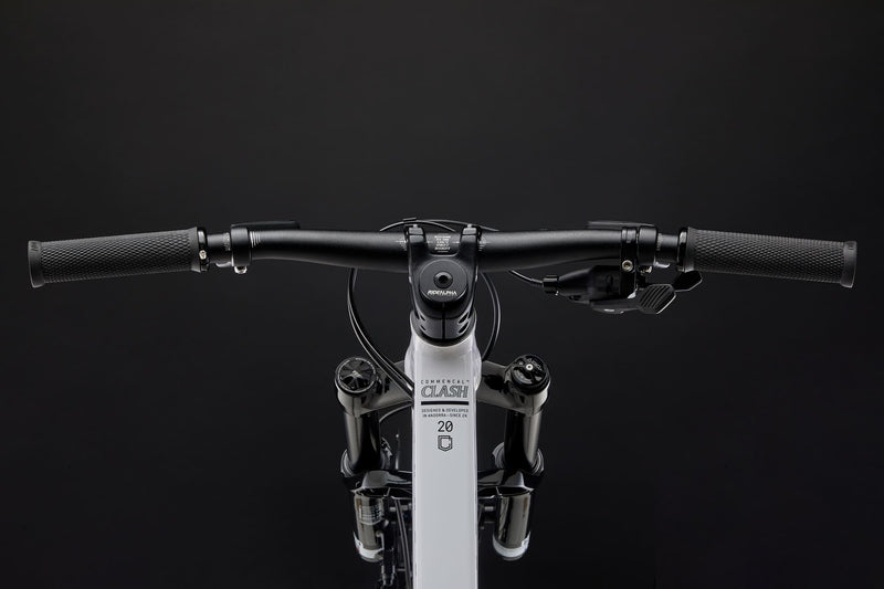 Commencal Kids Clash 20 Mountain Bike 2026