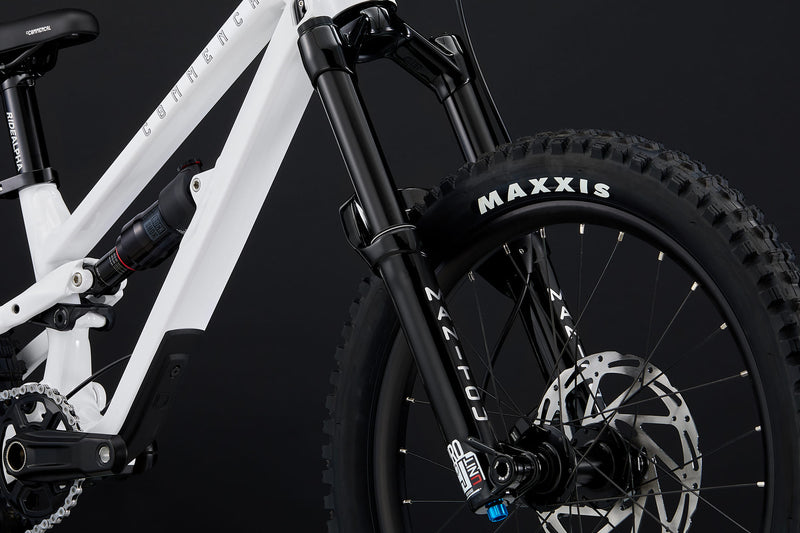 Commencal Kids Clash 20 Mountain Bike 2026