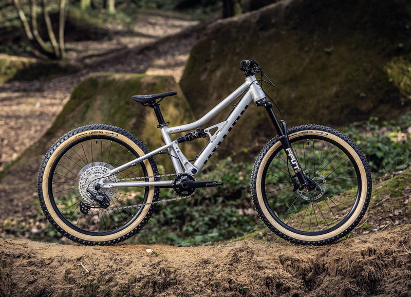 Early Rider Hellion X24 Kids Mountain Bike