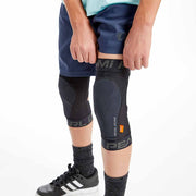 Pearl Izumi Summit Youth Knee Pad Closeup On